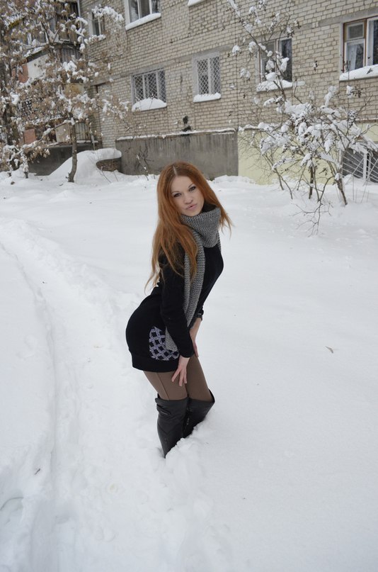 Redhead Kitty Id 14563 From Nikolaev Ukraine 33 Years Old Green