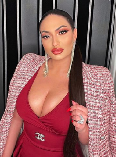 Daniela, Sibiu, Romania, chat with women online