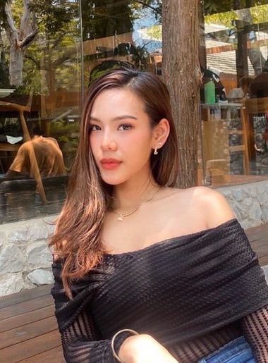 Young_from_Thai, Pattaya, Thailand, slavic women