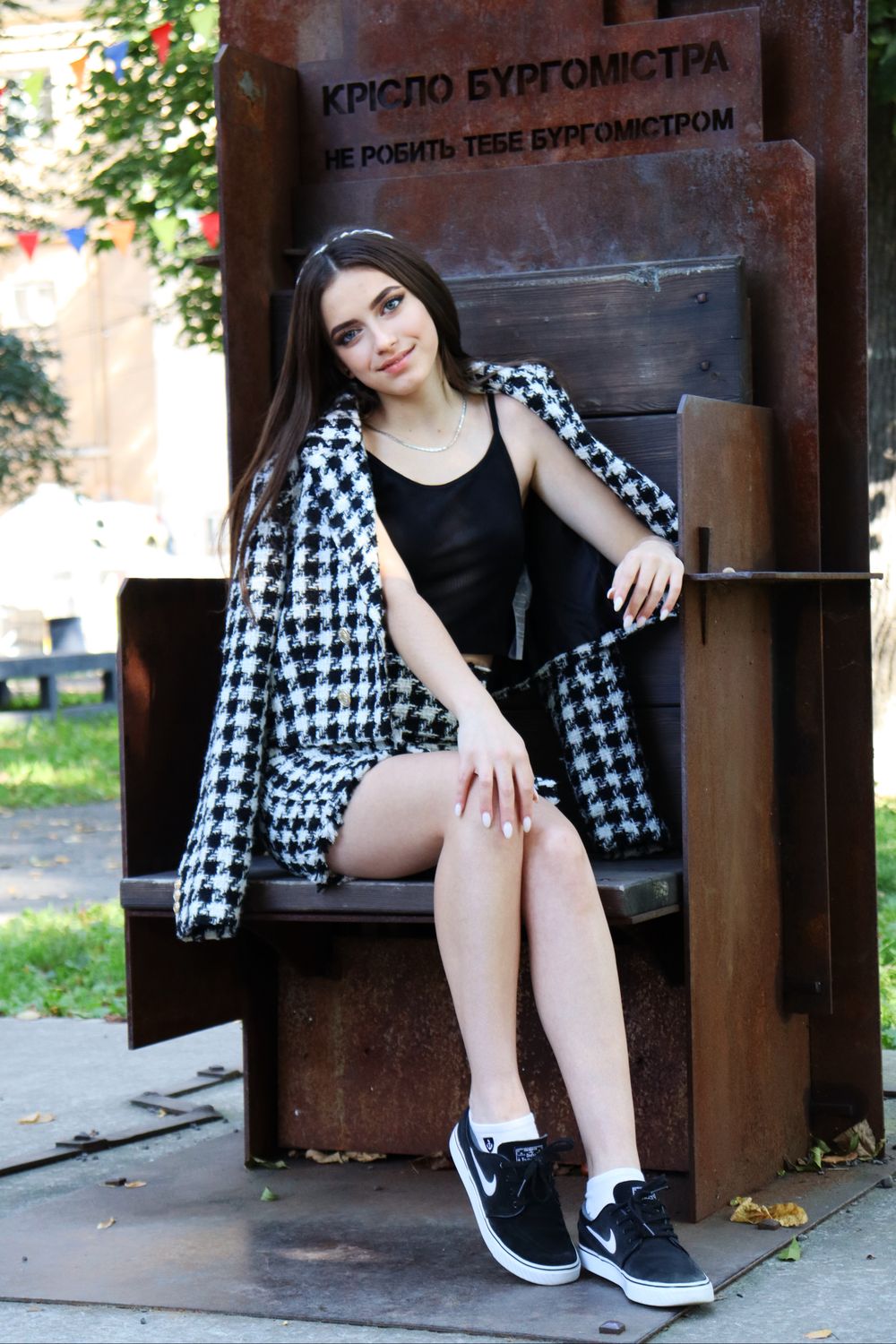 Kamila (ID 384165) from Ivano-Frankovsk (Ukraine), 18 years old, green ...