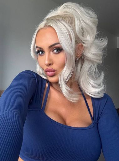 Grace, London, United Kingdom, 33