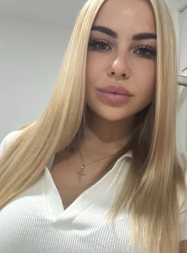 SugarFire, Bruxelles, Belgium, beautiful sexy woman