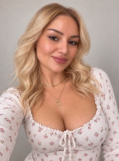Madona, Tbilisi, Georgia, 32